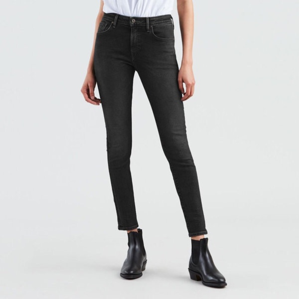 LEVI SIGNATURE BLACK SKINNY JEANS